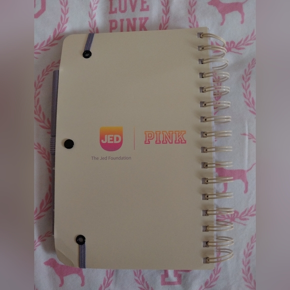 PINK Wellness Journal Set ❤️ - Picture 2 of 11